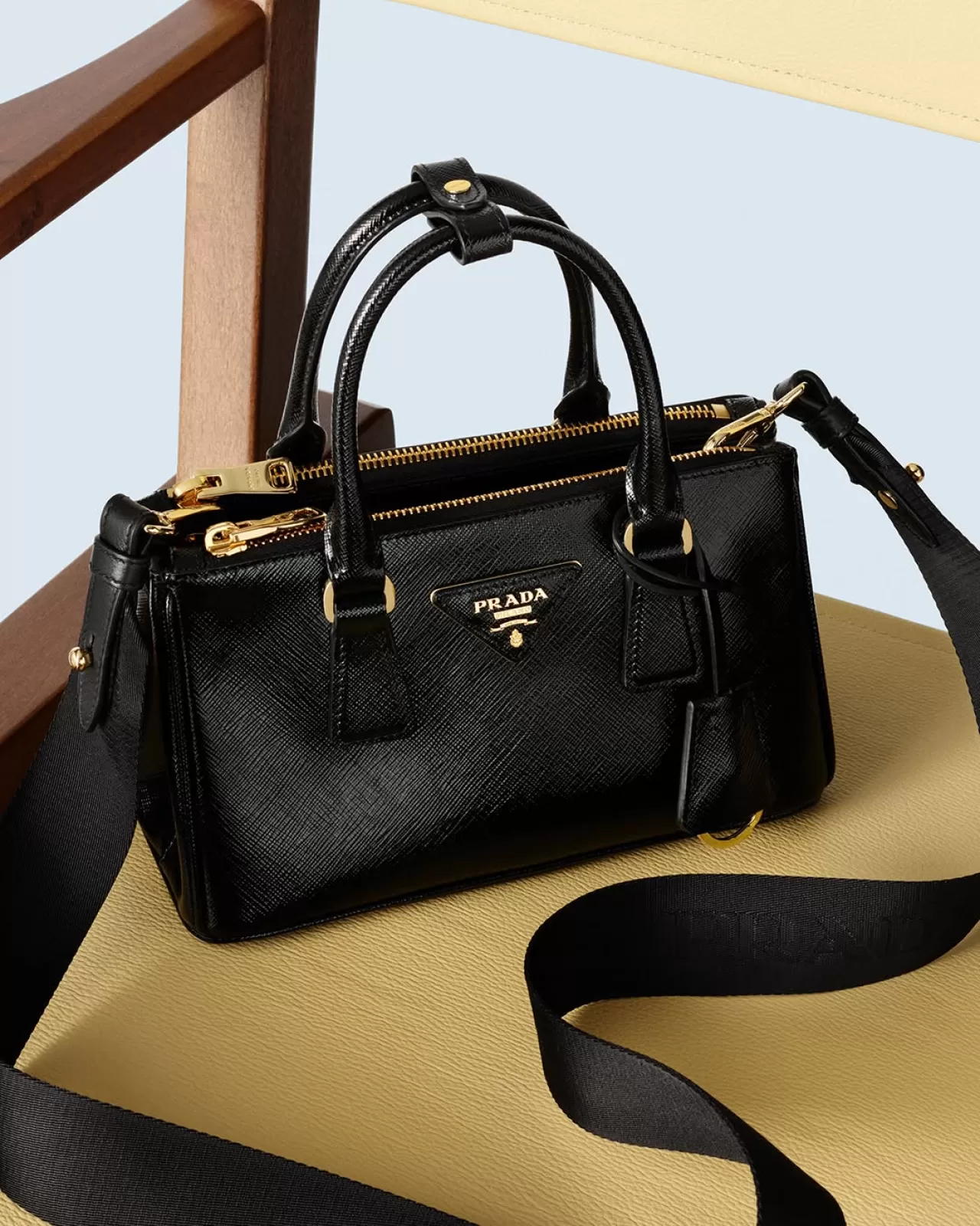 Prada Galleria Çantasının Yeni Reklam Filmi Çekim Arkası Görüntüleri Paylaşıldı