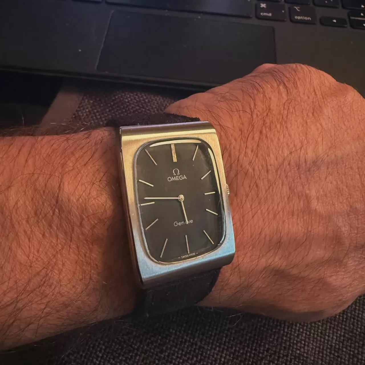 Sanatçı Cem Yılmaz'ın Tercih Ettiği Vintage Saat Platformları Pazarın Hareketliliğine Katkı Sağlıyor