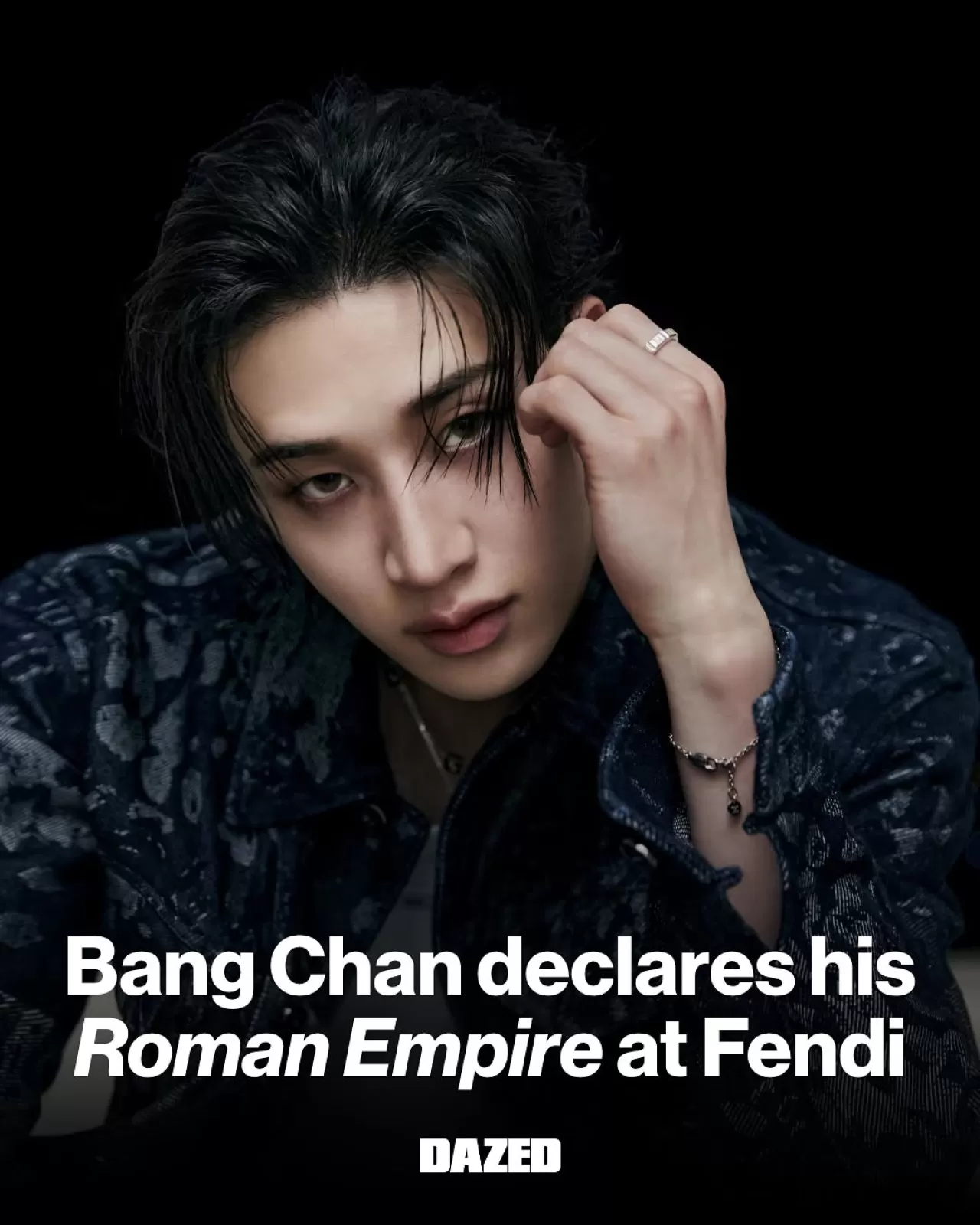 Bang Chan, Fendi'nin Roma'daki İkonik Palazzosu'nda "Roman Empire" Single'ını Tanıttı