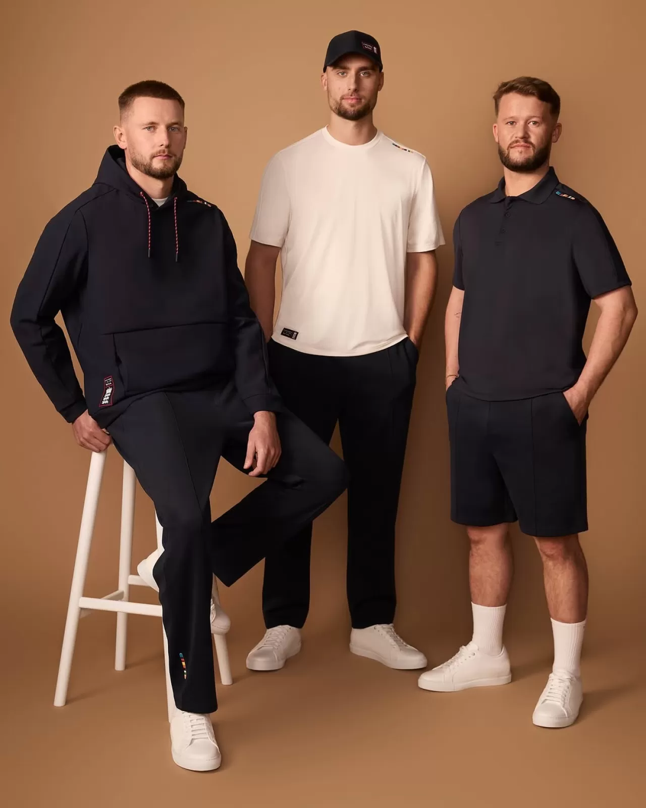 Paul Smith ve Castore, İngiltere Kriket Takımı için Özel Seyahat Koleksiyonu Tasarladı