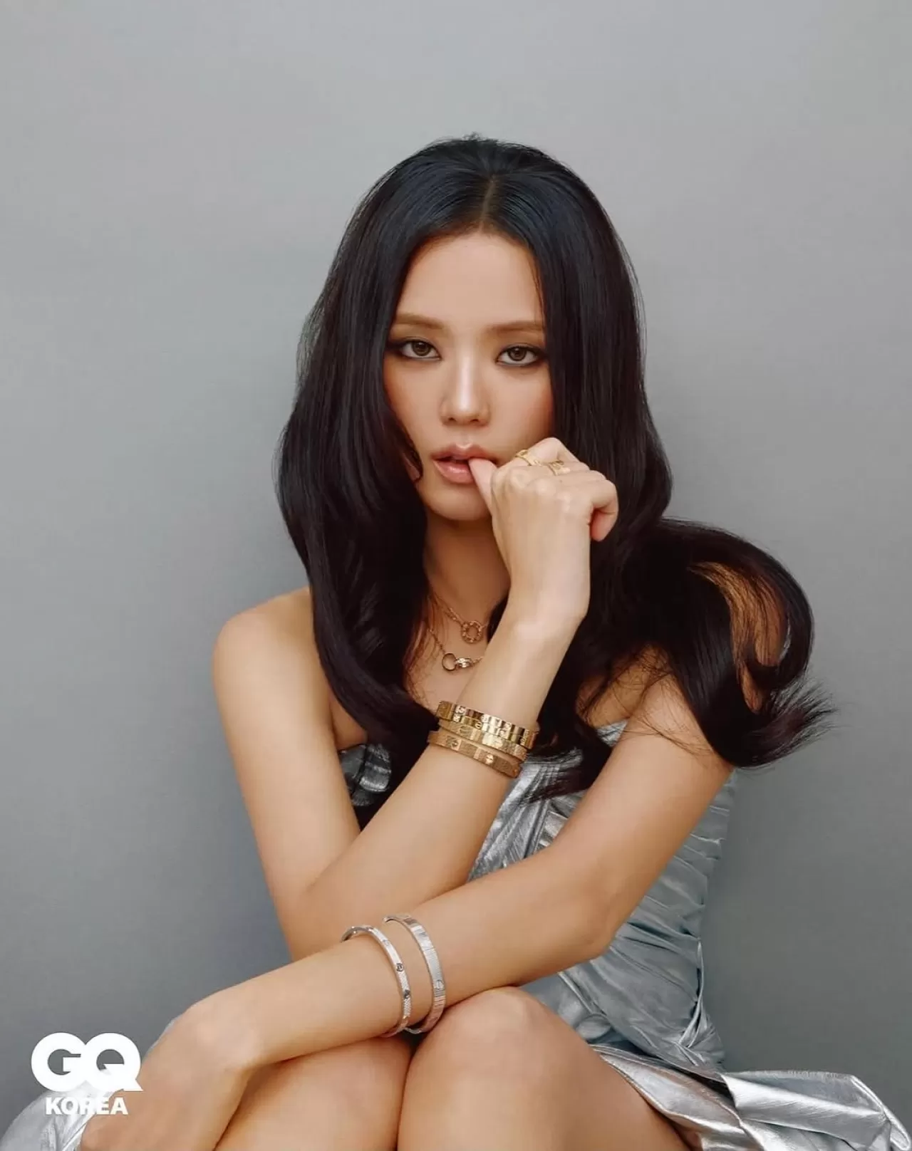 JISOO, Spotify'da Rekor Kırdı: Ekim 2025'te 83 Milyon Dinlenme