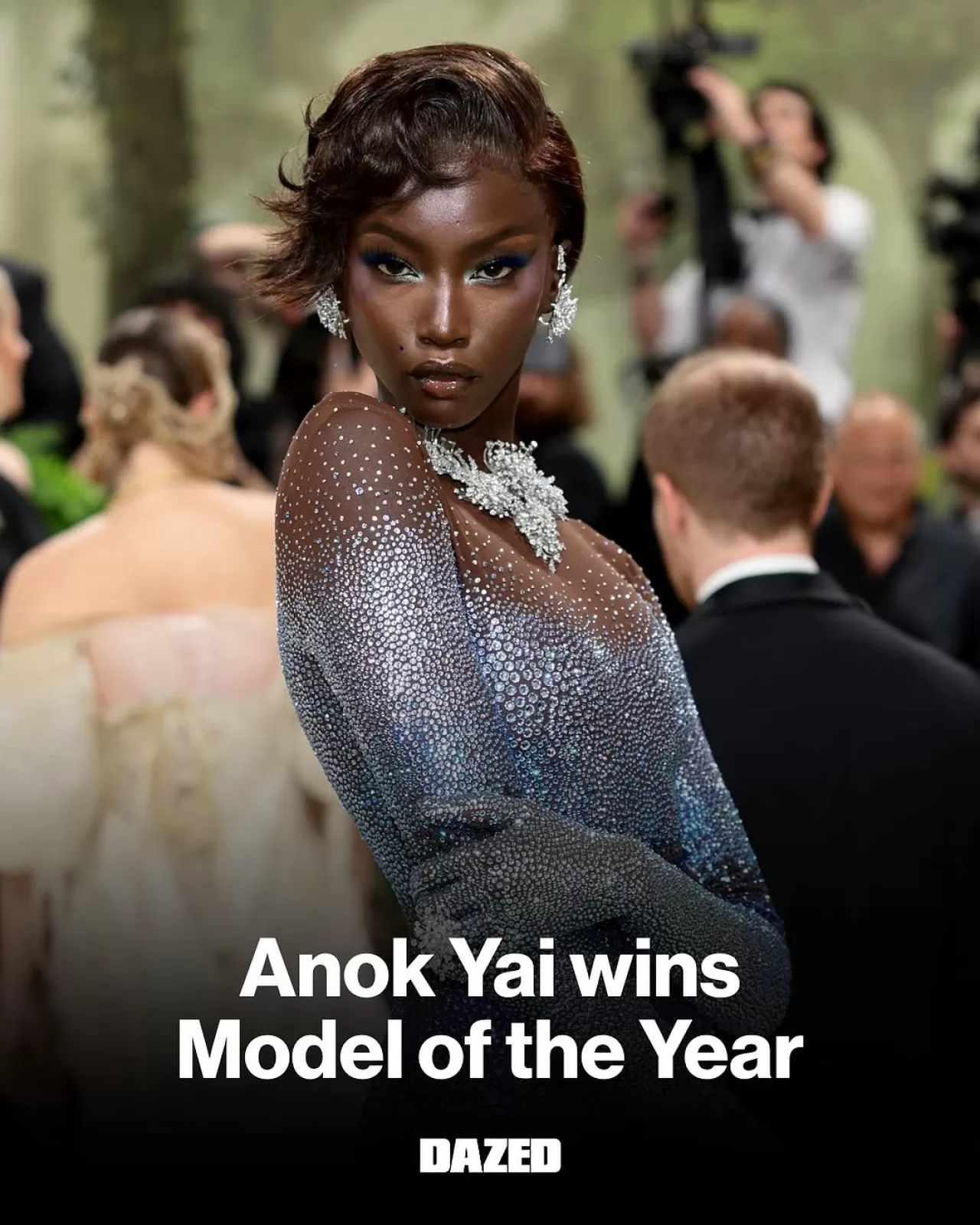 Anok Yai, 2025 Fashion Awards'ta Yılın Modeli Seçildi
