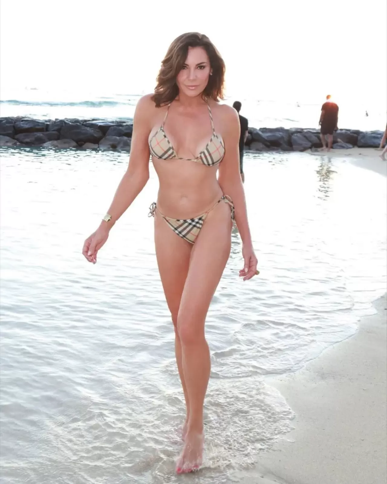 Luann de Lesseps, Hawaii Tatilinden Bikini Fotoğraflarını Paylaştı