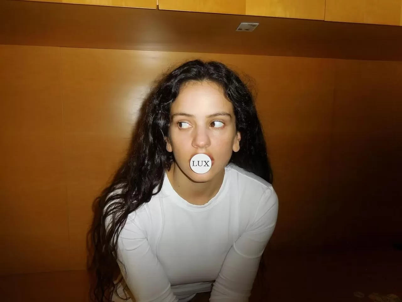 Rosalía, Yeni Albümü "Lux FuerA" ile Dünyayı Aydınlatmaya Hazırlanıyor