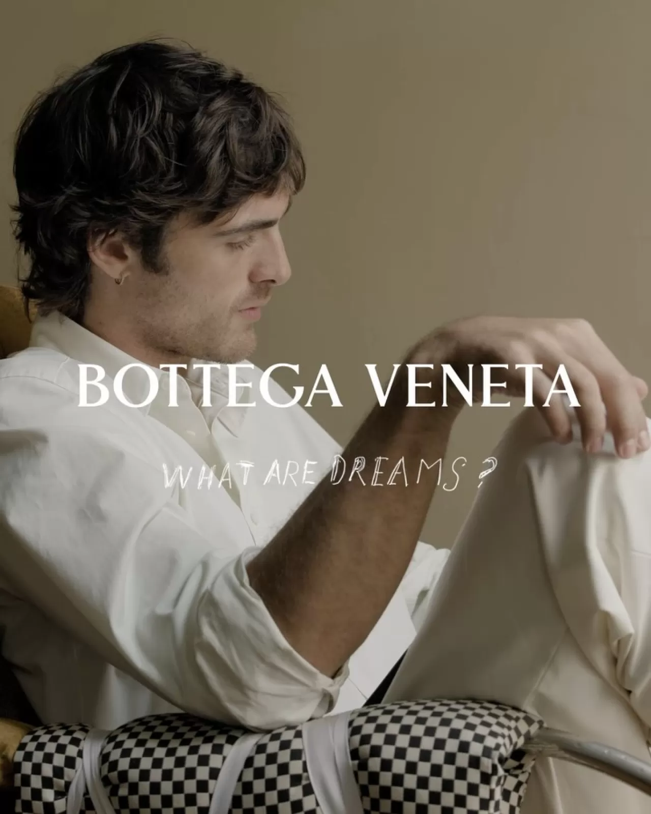 Bottega Veneta, Duane Michals ve Jacob Elordi'yi 'What are Dreams' Projesinde Buluşturdu