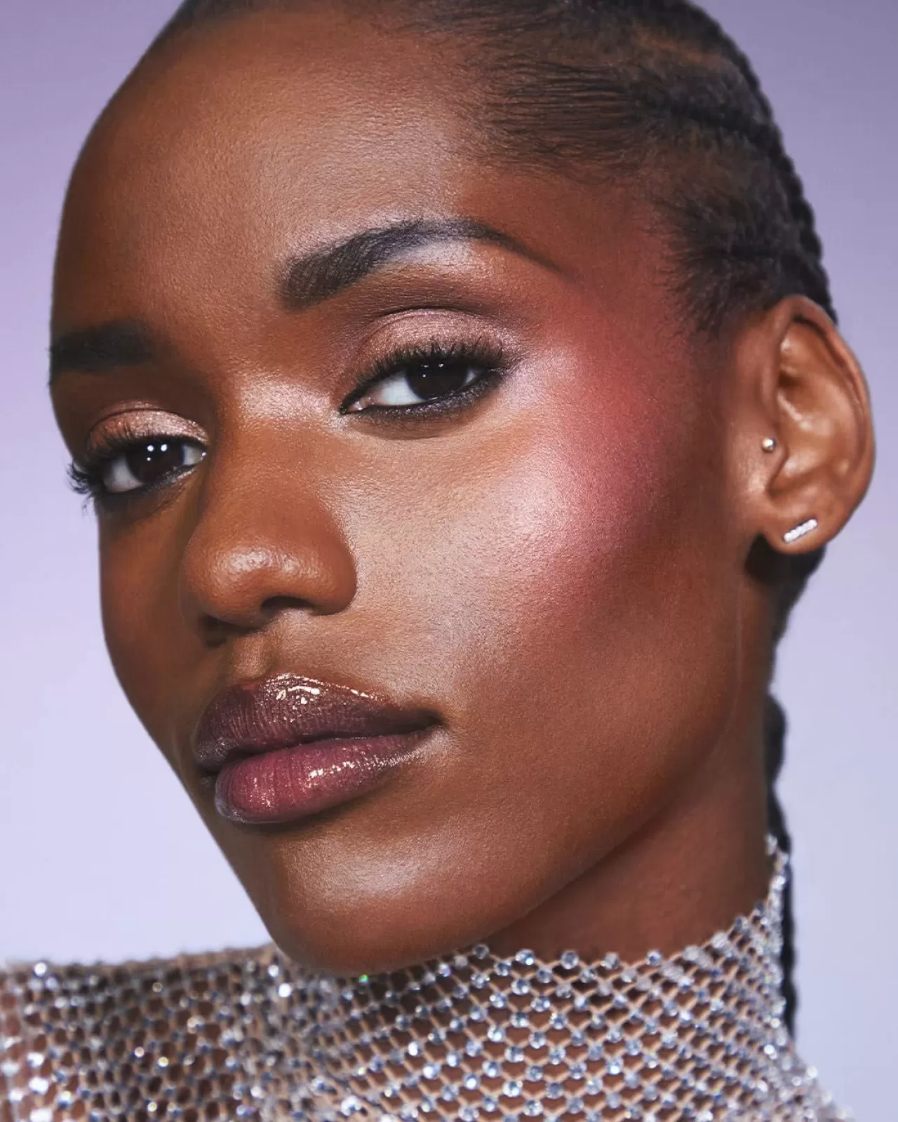 Nars, Tatil Dönemi İçin Yeni Makyaj Ürünlerini Piyasaya Sürecek