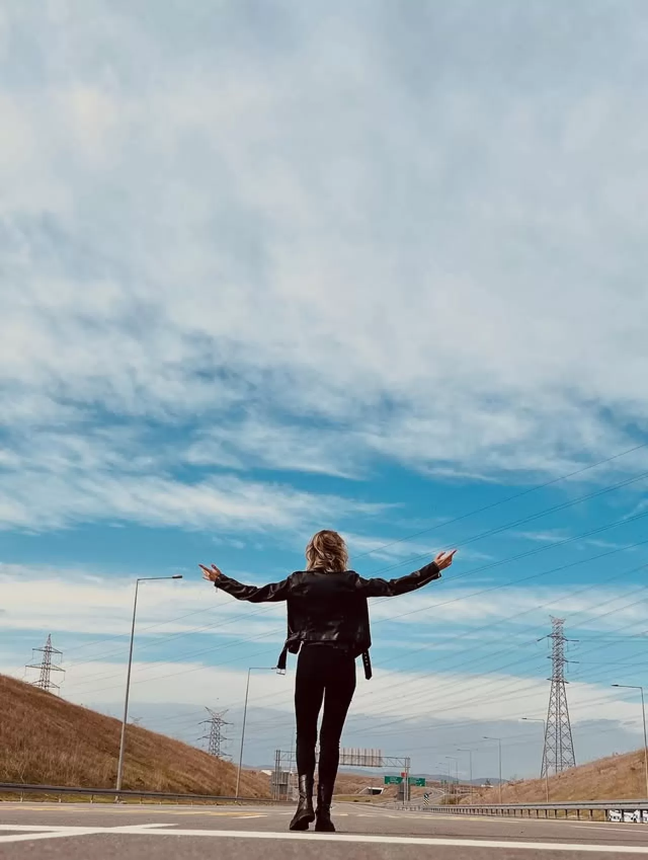 Oya Okar'ın Yeni Dizi Projesi "Ortaya Karışık" İçin Çalışmalar Başladı