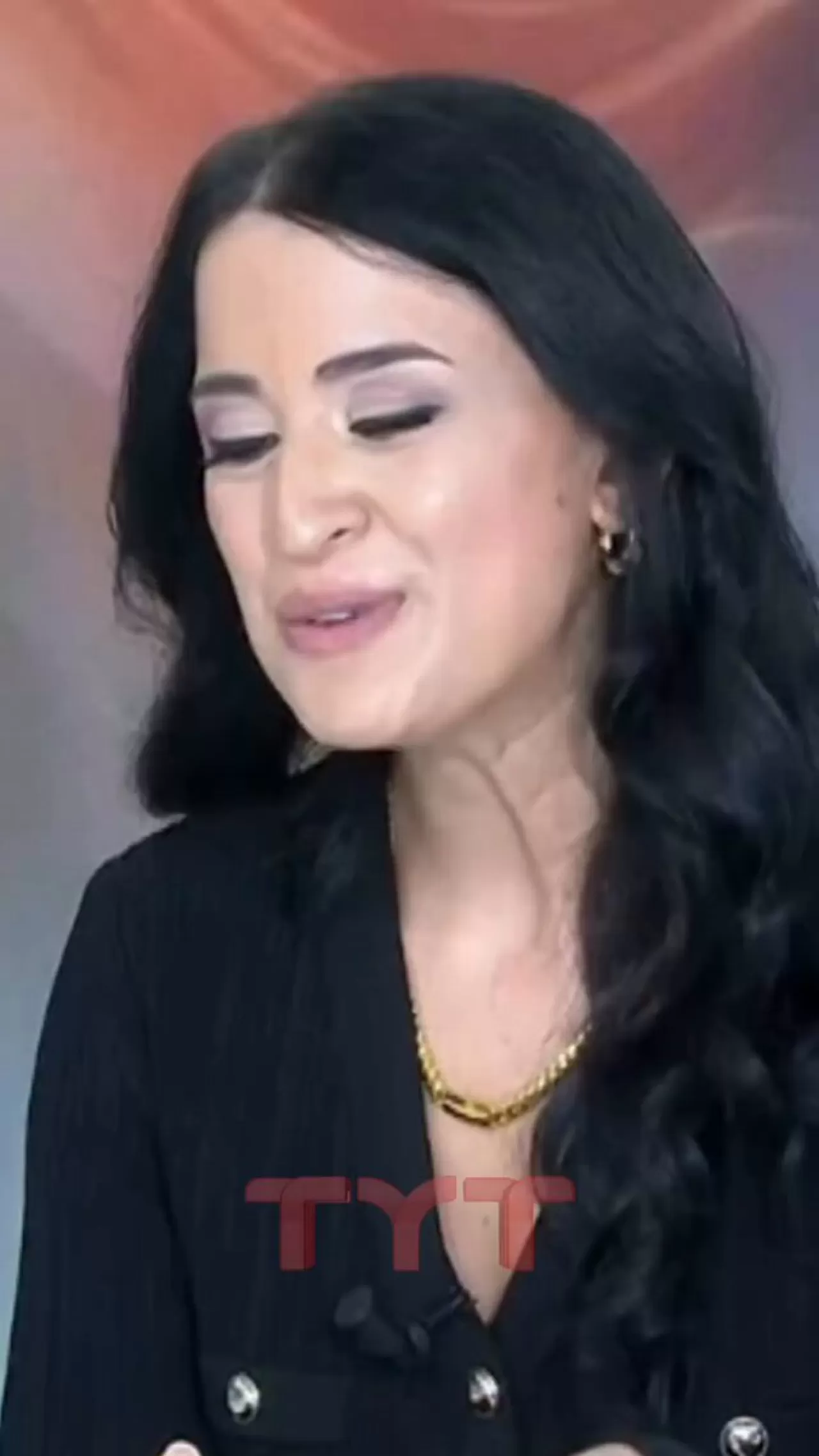 Manken ve Sunucu Seda Sayan'dan Pratik Temizlik Önerisi