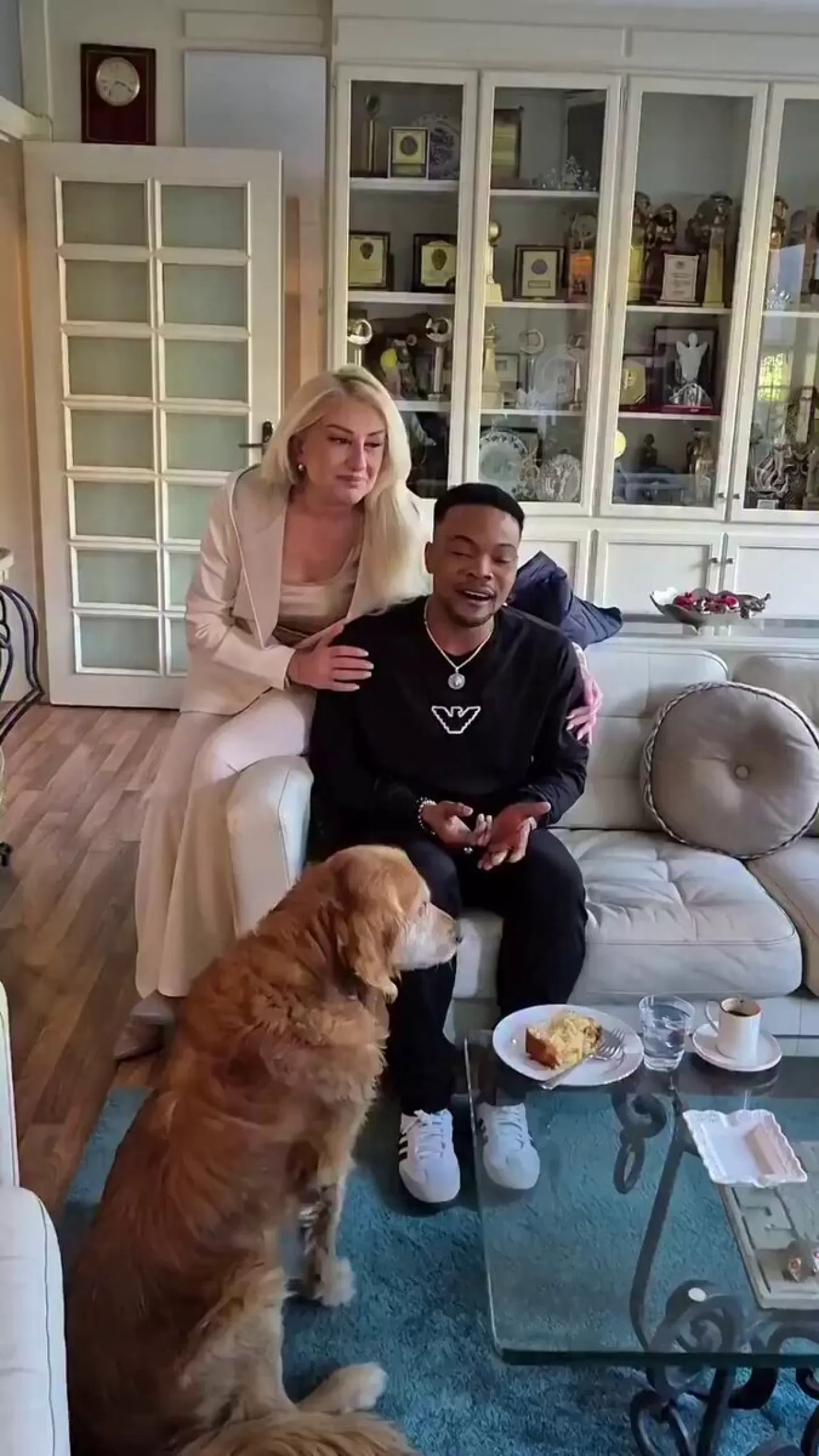 Muazzez Ersoy ve Nijeryalı Partneri Christopher Akpuru Kamera Önüne Geçti