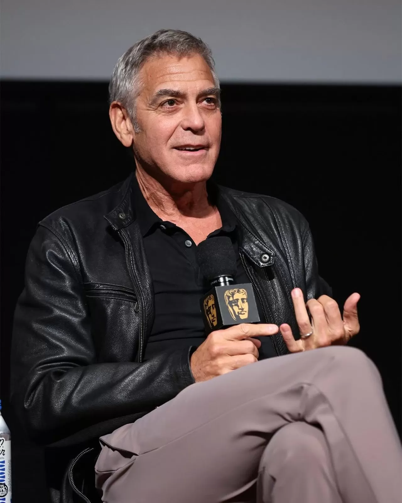 George Clooney'nin Stil Sırrı: Transatlantik Moda Tercihi