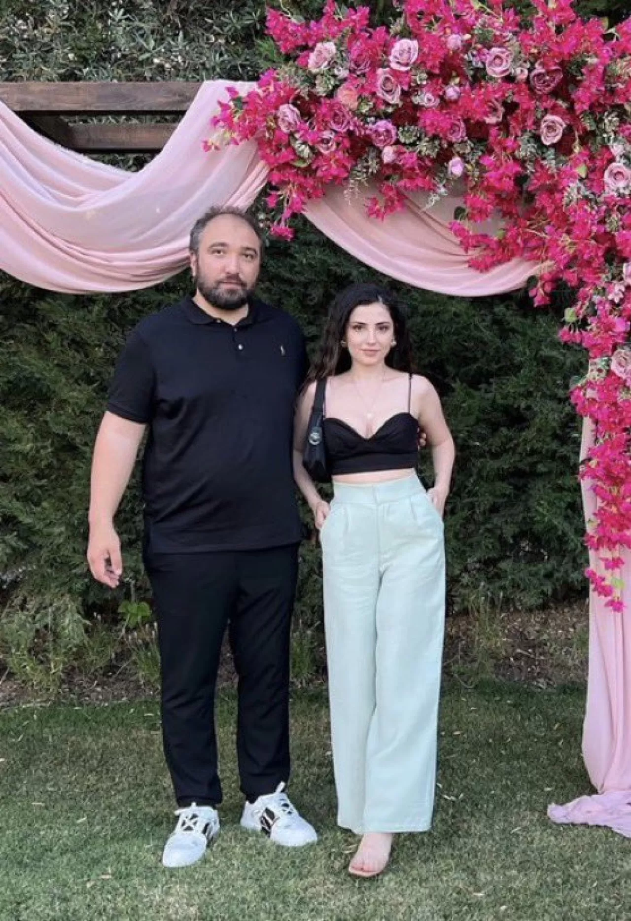 Deniz Bağdaş'tan Sosyal Medya Açıklaması: Şiddet Uğrayan Kadınların Vebali Üzerinde Olsun