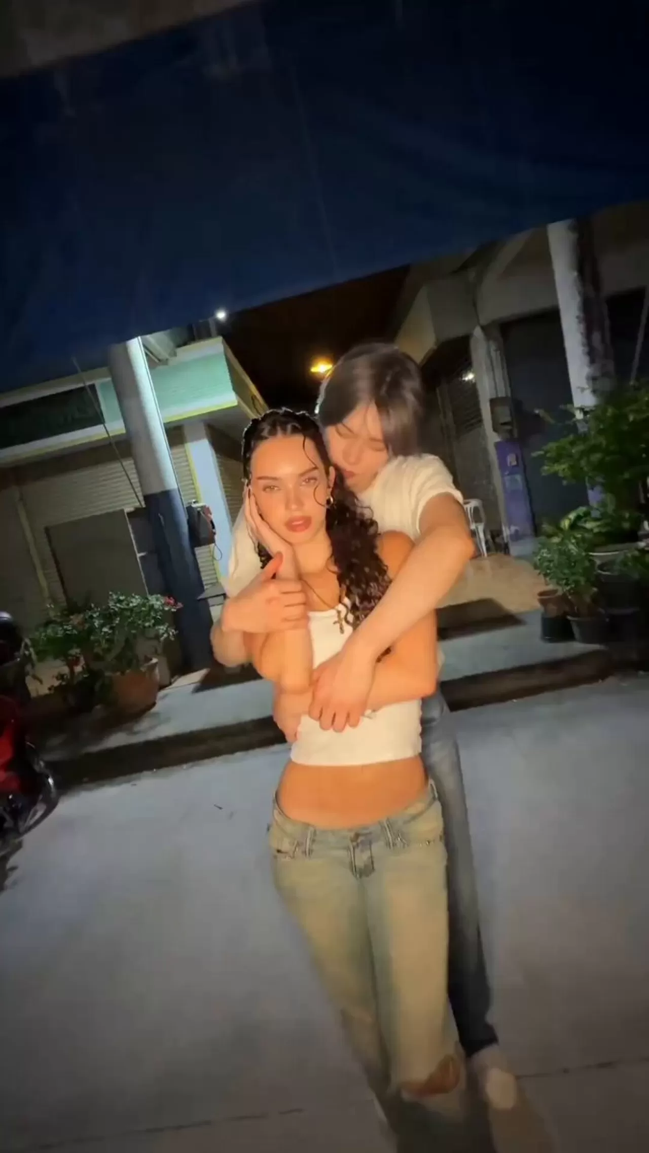 YEONJUN ve Daniela, KATSEYE Üyesiyle 'Let Me Tell You' Performansını Paylaştı