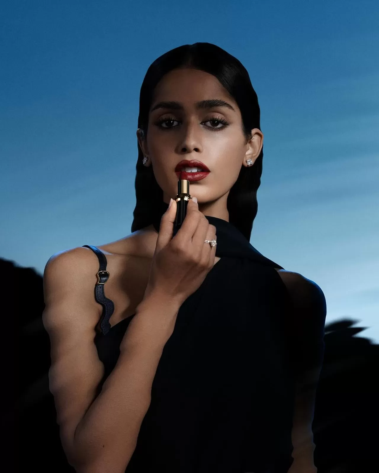 Louis Vuitton'dan Yılbaşına Özel 'LV Rouge' Koleksiyonu