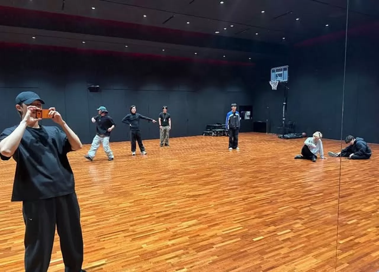 BTS Üyeleri Pratik Çalışmalarına Devam Ediyor