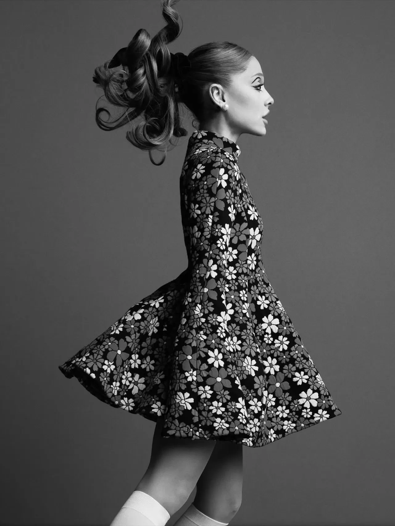 Ariana Grande, Interview Magazine'in Yeni Kapağında Nicole Kidman'ı Andı
