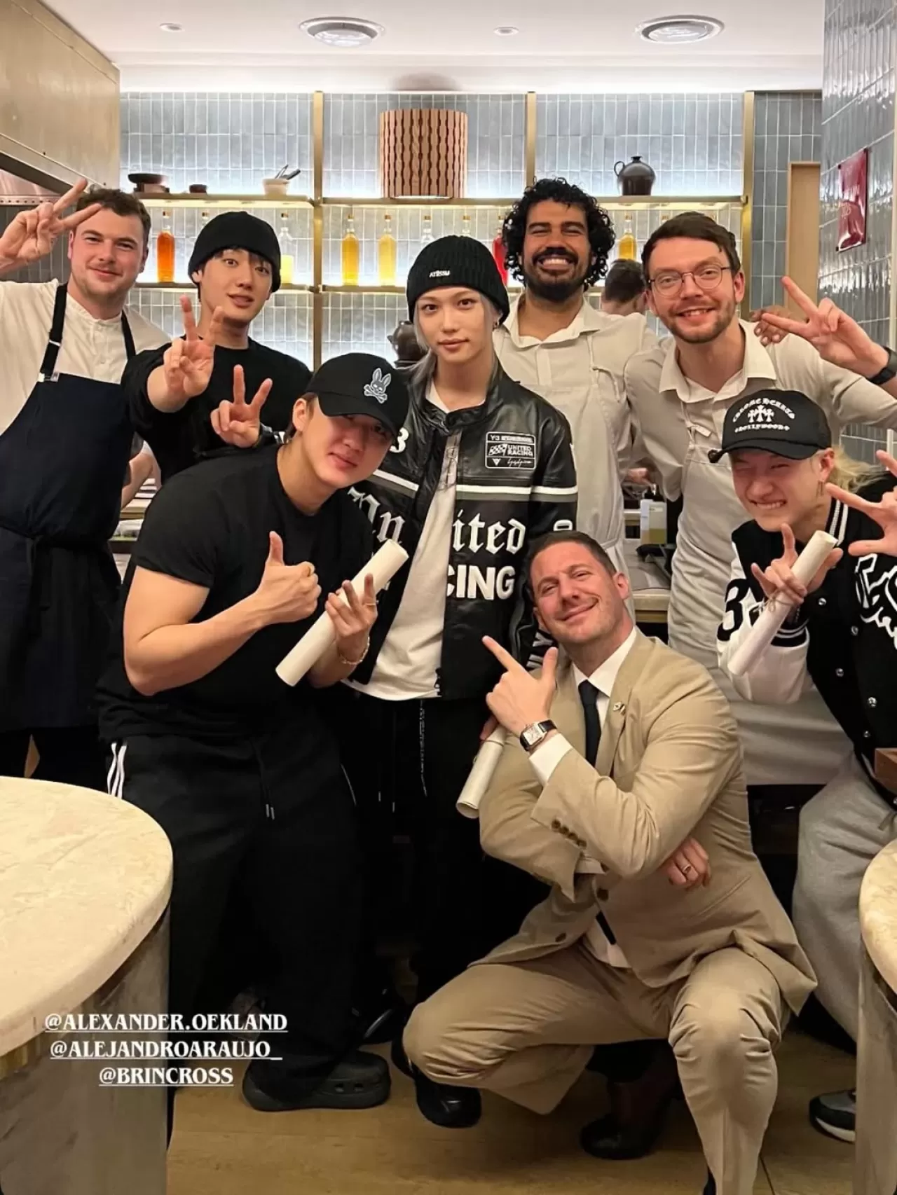 Stray Kids Üyeleri Bang Chan, Changbin ve Felix, Chef Sommelier'ın Sosyal Medya Paylaşımında Görüntülendi