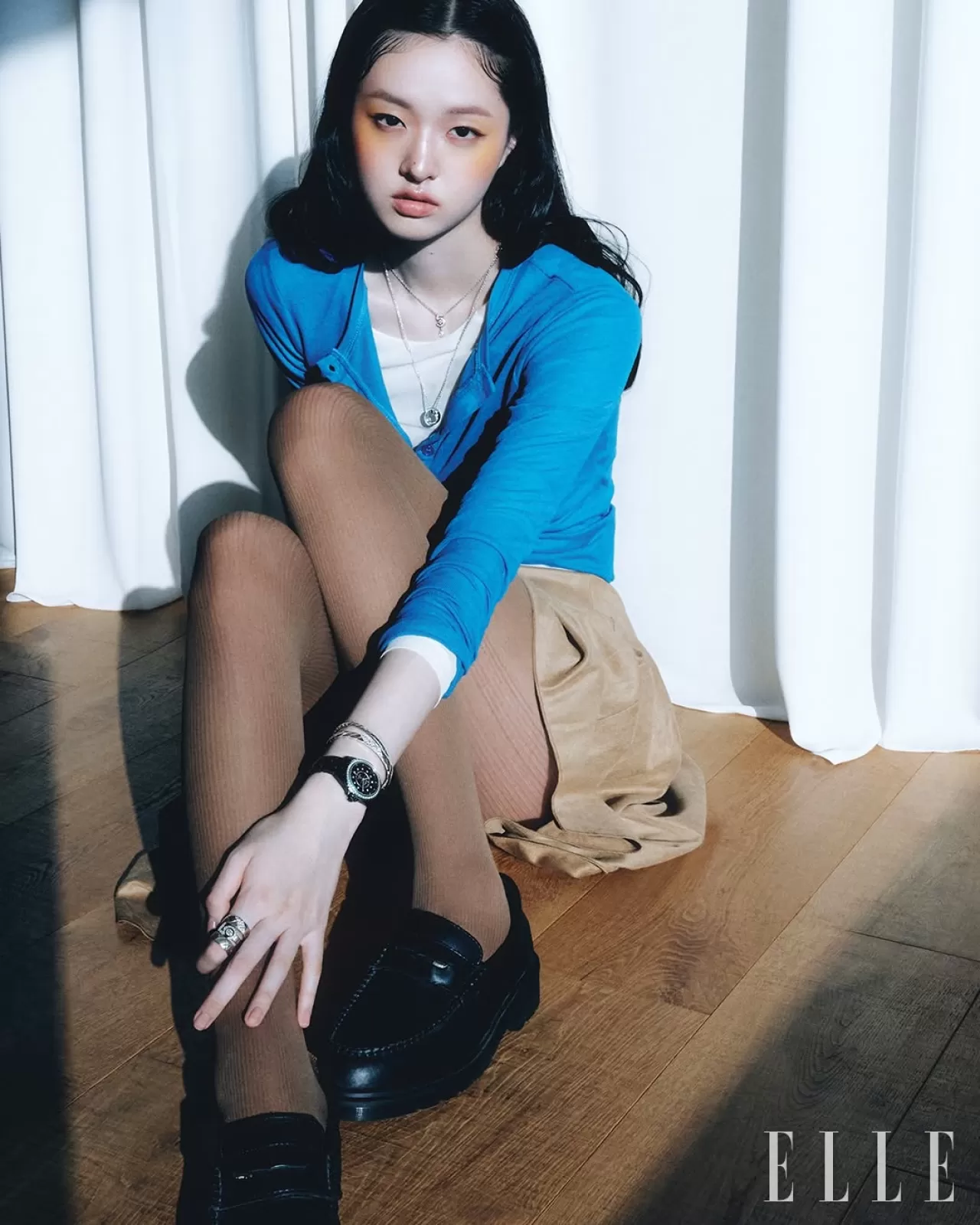 Elle Korea, Chanel Saati ve Mücevherlerinin Işıltısını Sayfalarına Taşıdı