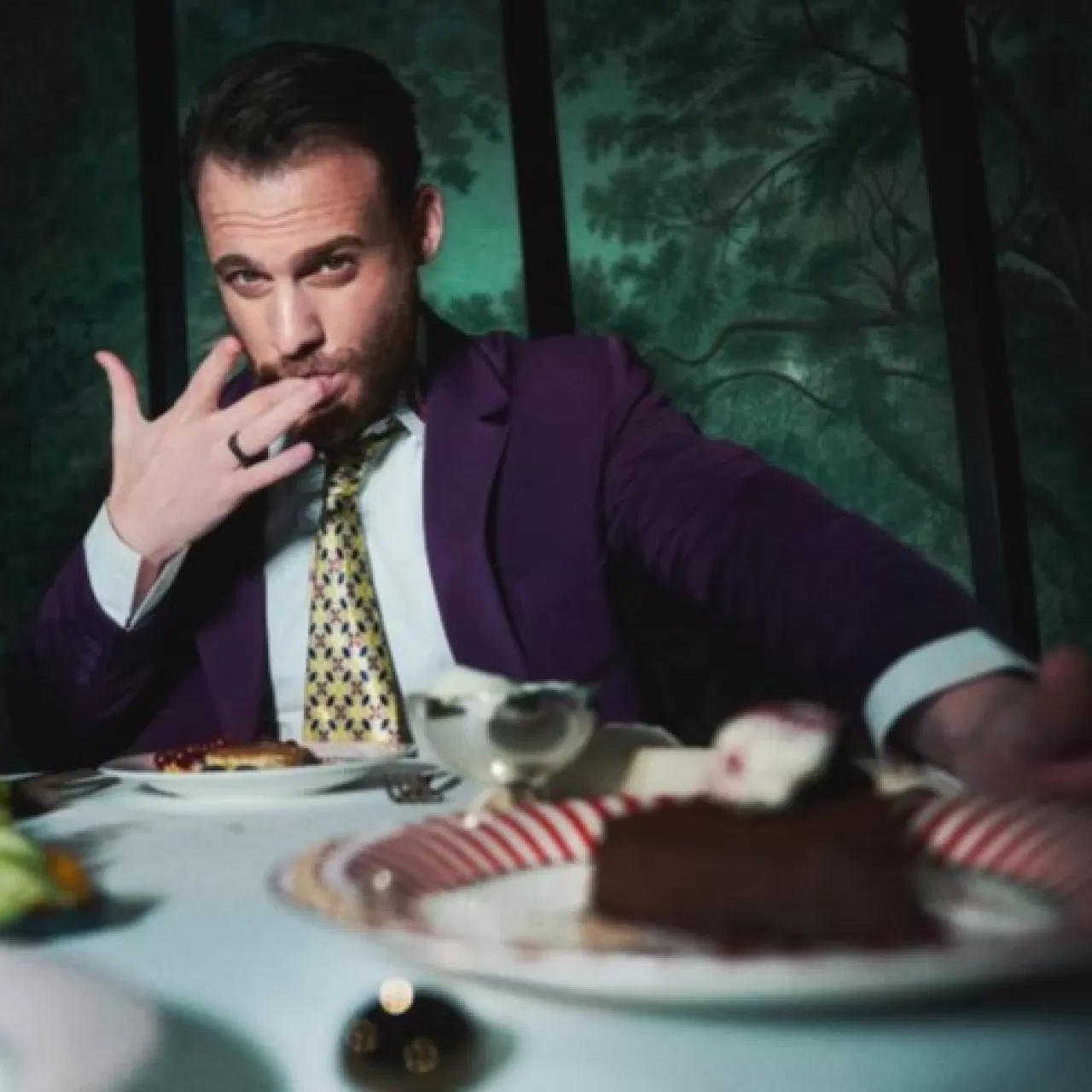 Kerem Bürsin Michelin Yıldızlı Şef Rolüyle La Grande Maison Tokyo Uyarlamasında Yer Alacak