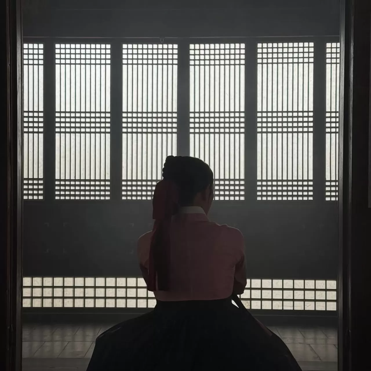 Kim Se-jeong'un Sosyal Medya Paylaşımı Hayranlarını Coşturdu: