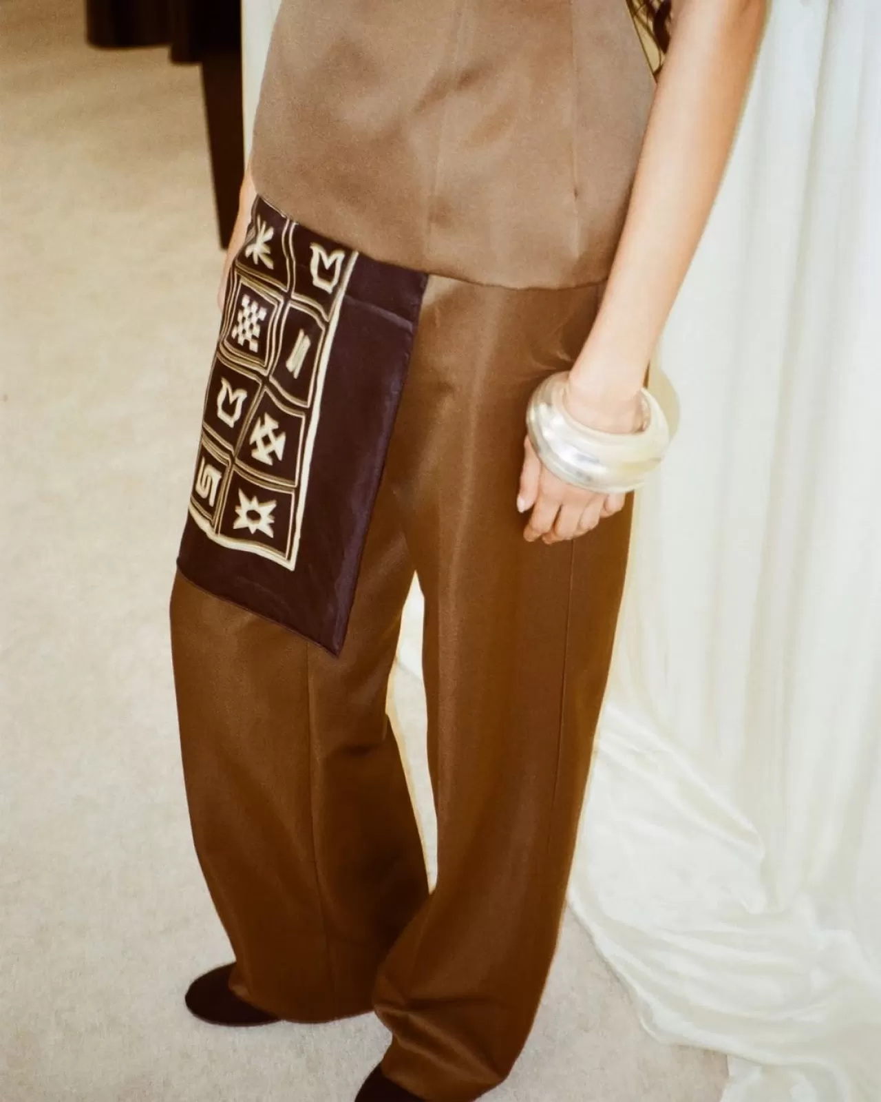 Nanushka Markası, Çevrimiçi ve Mağazalarda Yeni Koleksiyonunu Sunuyor