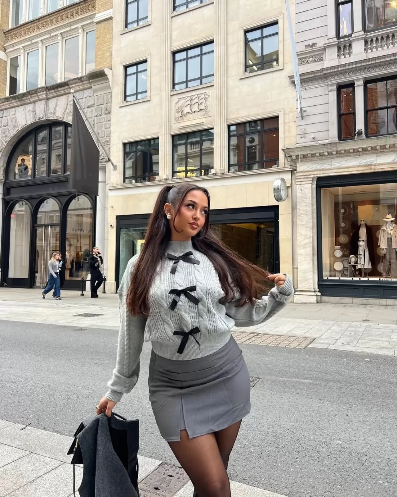 Sonbahar Modası: Sanat Eseri Gibi Giyinme Zamanı