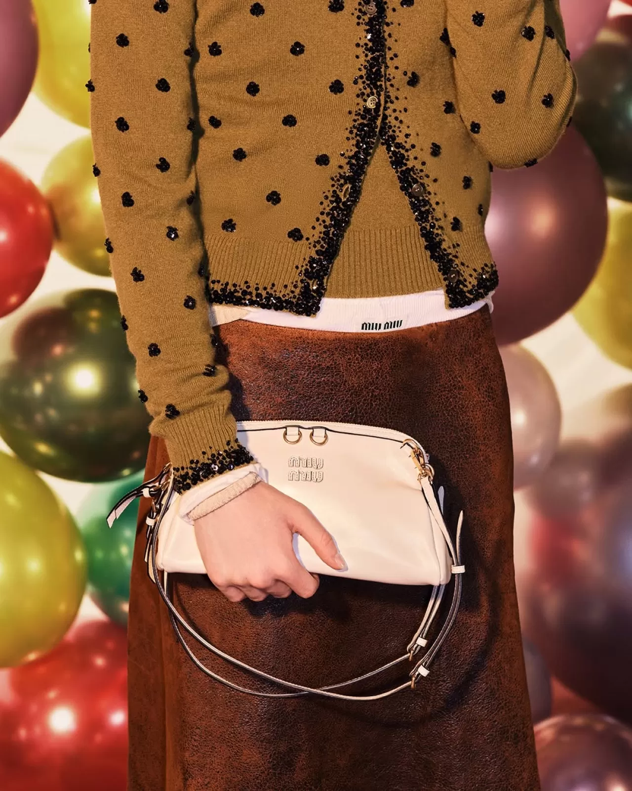 Miu Miu'dan Zarif ve Neşeli Bir Tatil Koleksiyonu