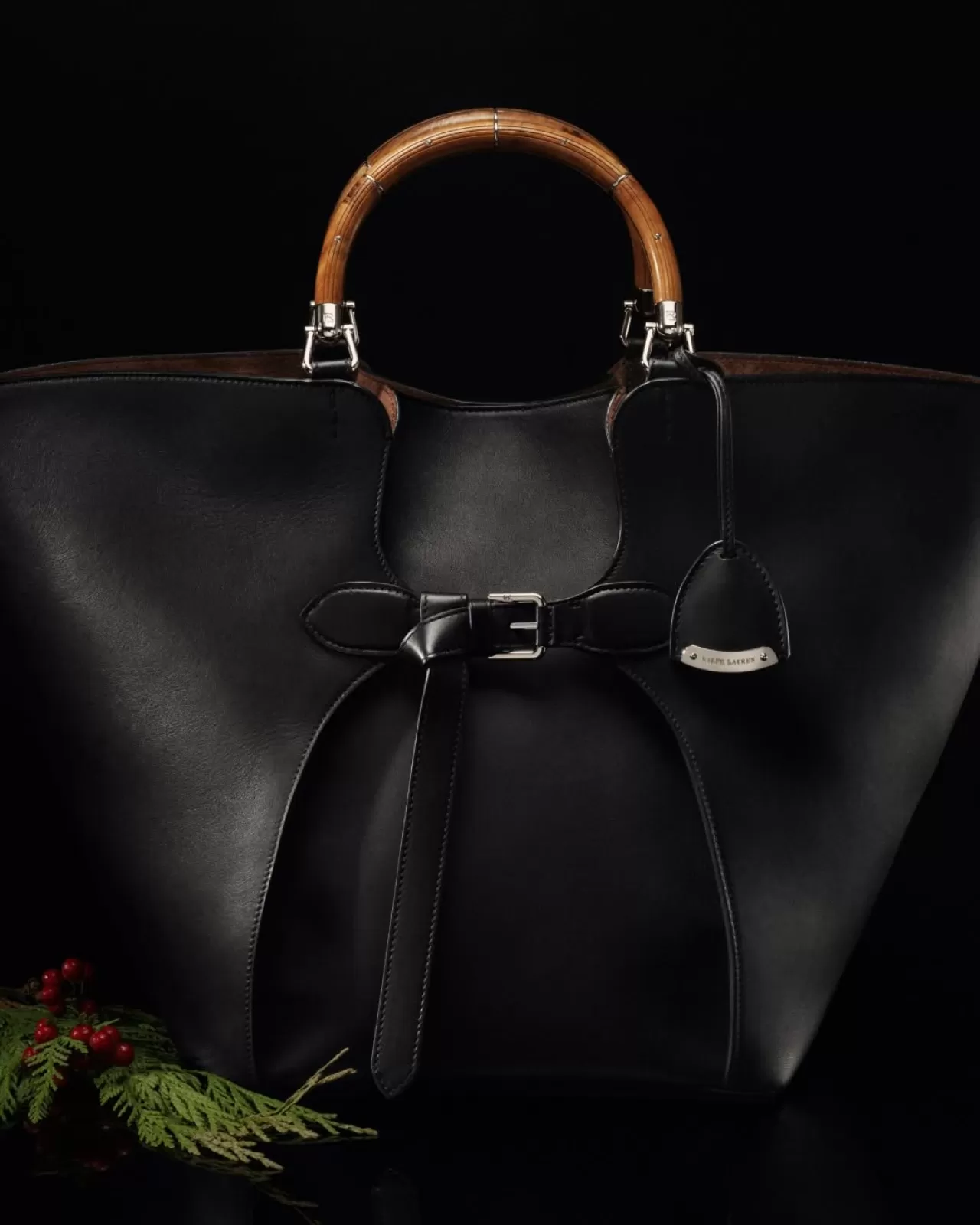 Ralph Lauren, Otomotiv Tasarımından Esinlenen 'The Ralph Bag' Çantasını Tanıttı