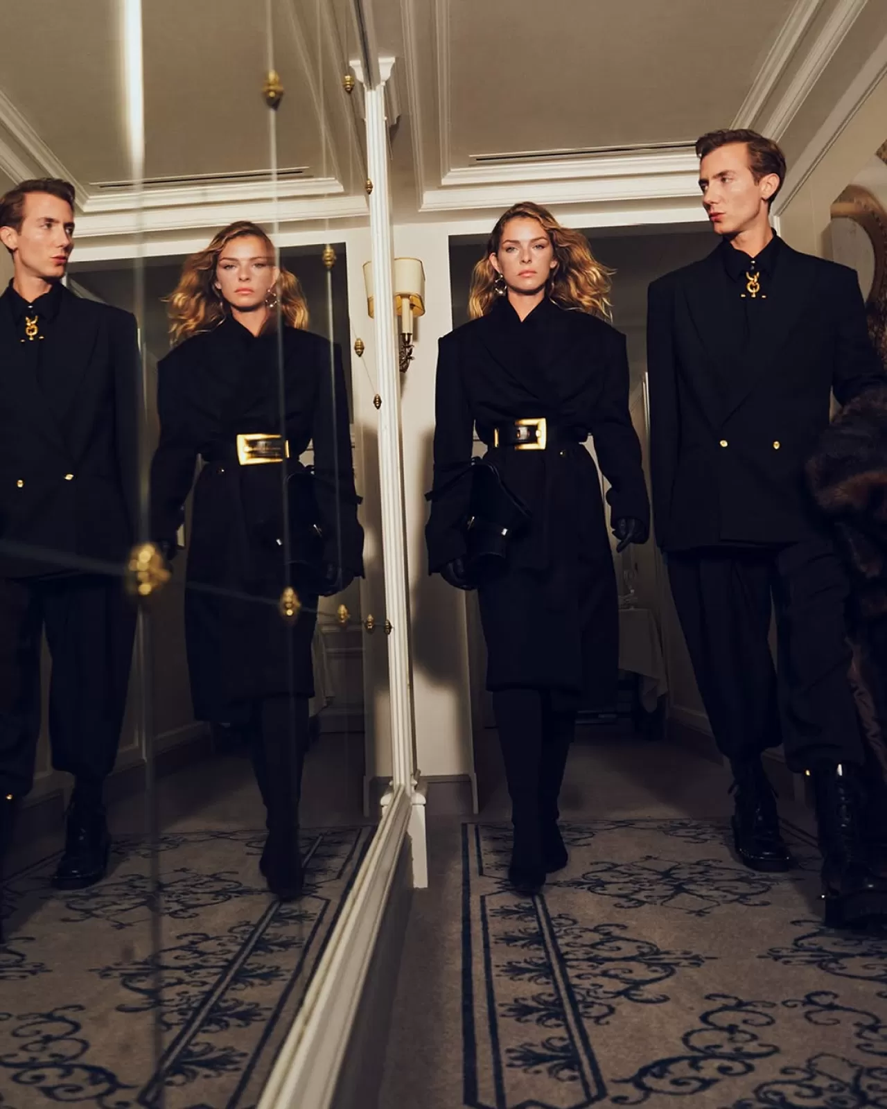 Balmain, 2026 İlkbahar Öncesi Koleksiyonu İçin Beklenti Kutlaması Temasını İşliyor