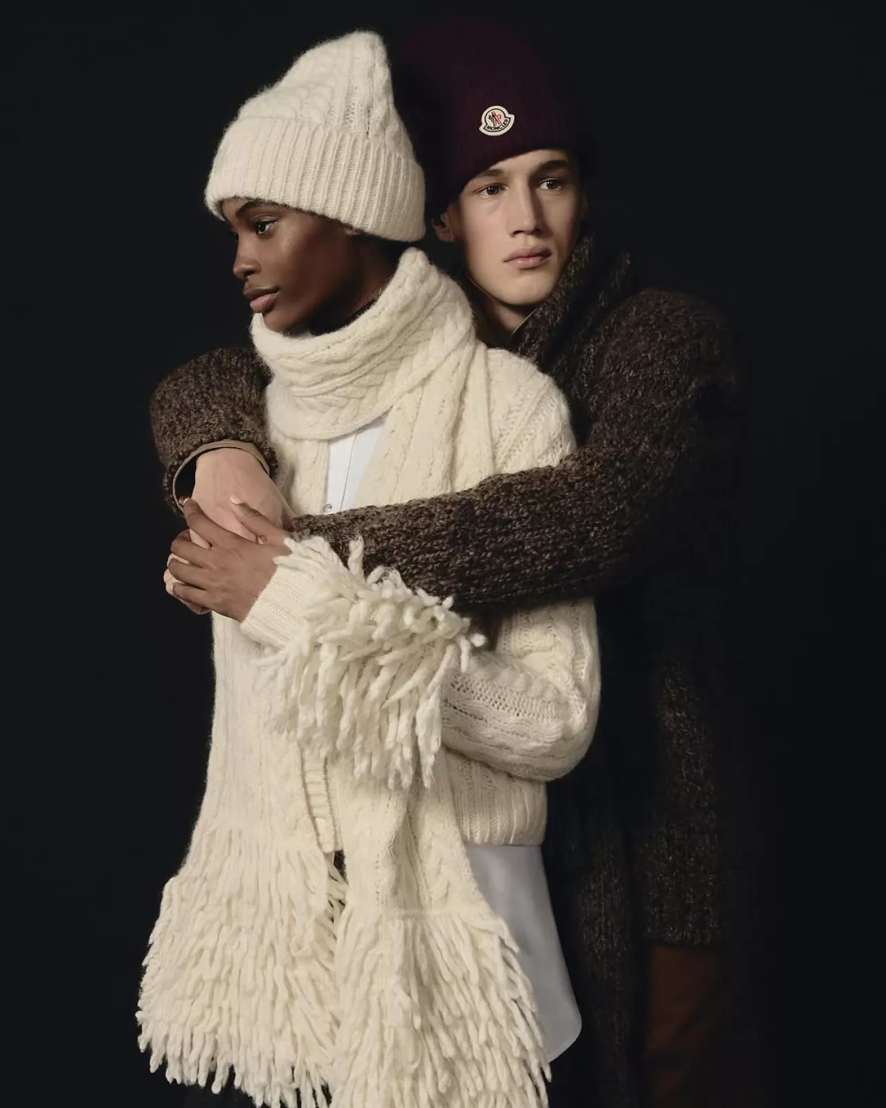 Moncler, 'Warmer Together' Teması ile Tatil Sezonuna Hazırlanıyor