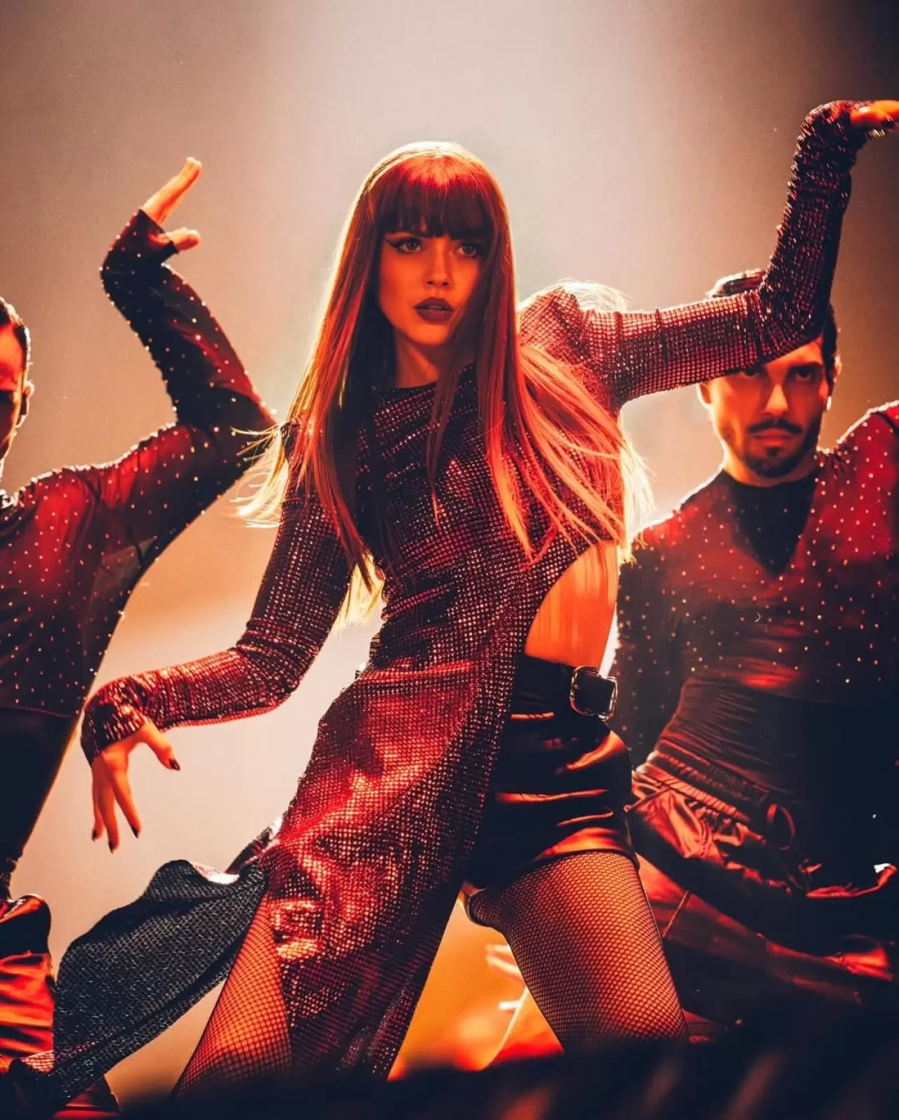 Annalisa, Milano Konserinde GCDS'in Özel Tasarımıyla Sahne Aldı