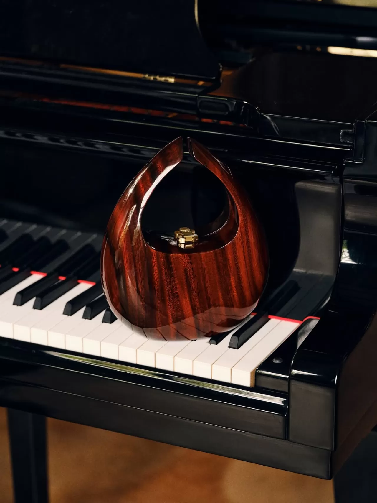 Vakko'dan Yeni Sezon Ayakkabı ve Çanta Koleksiyonu: Modern Estetik Vurgusu