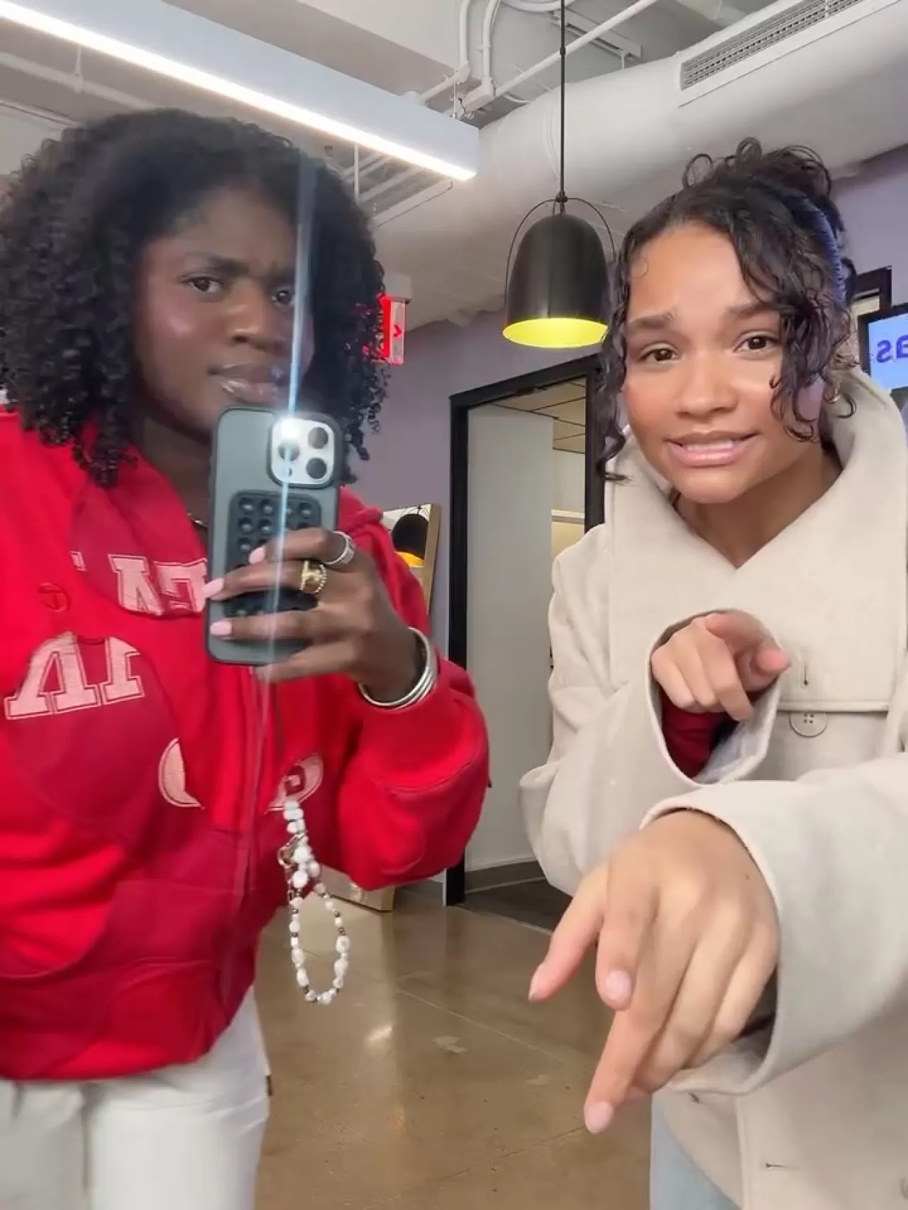 Tarte Cosmetics Sosyal Medya Kampanyası ile İndirime Gidiyor