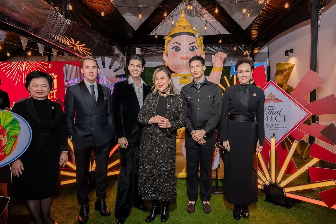 Mile ve Apo, Los Angeles'ta Thai SELECT Festivali'nde Hayranlarıyla Buluştu