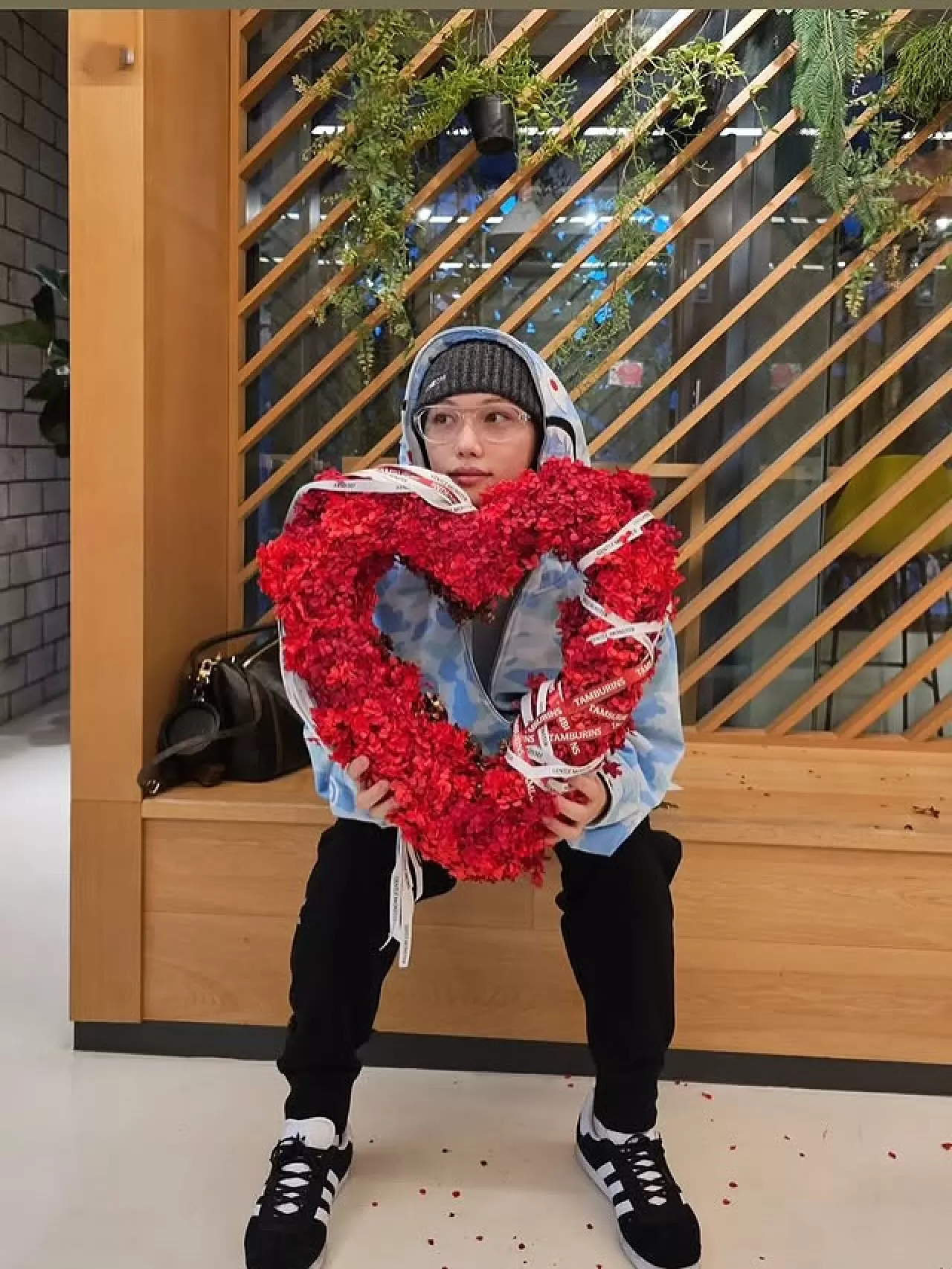 Stray Kids Üyesi Felix, Instagram Hesabından Hayranlarına Selam Verdi