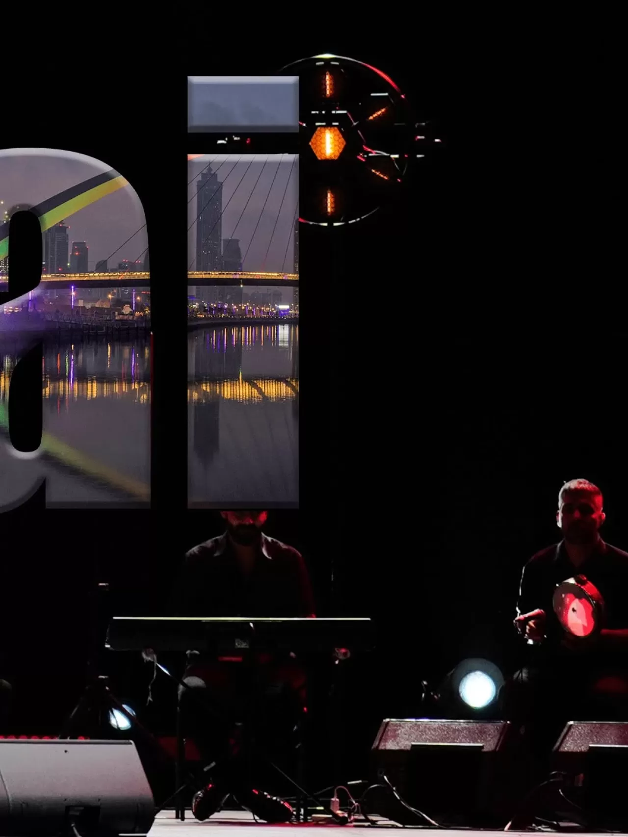 İbrahim Tatlıses Dubai'de Sevenleriyle Buluştu