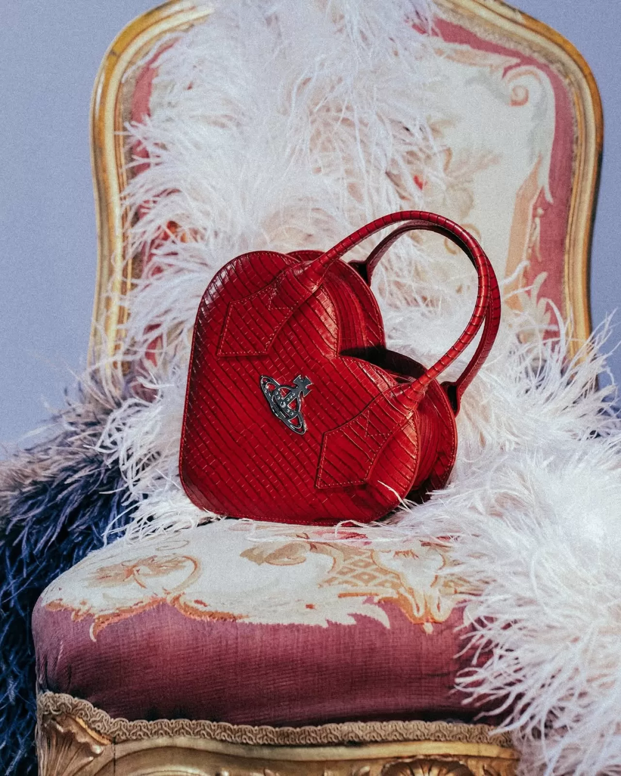 Vivienne Westwood'dan Yeni Josephine Çantası: Festif Ruhuyla Tatil Koleksiyonu