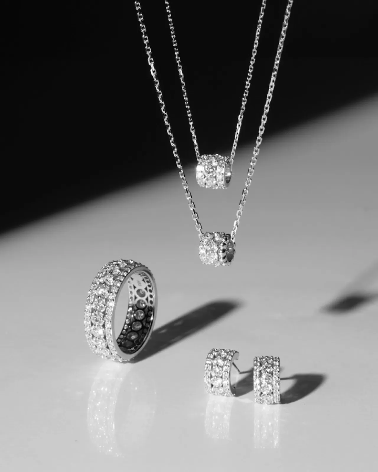 어니스트서울, 홀리데이 시즌 맞아 '미니 클라우드 컬렉션' 선보여