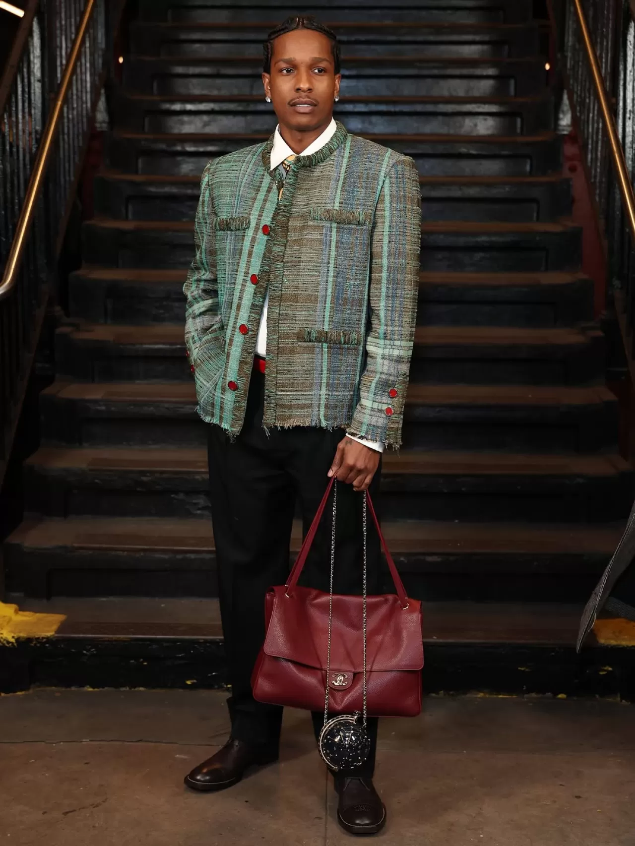 Chanel Podyumunda ASAP Rocky: Erkek Modasına İlişkin İpuçları mı?