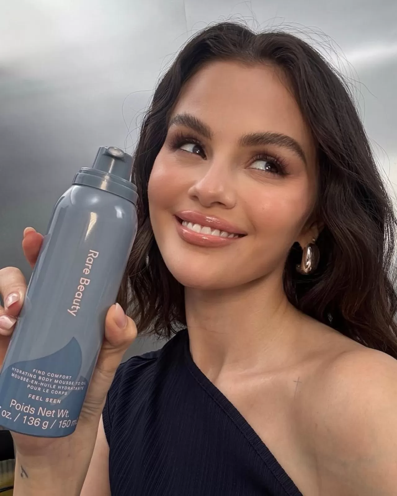 Selena Gomez'ten Yeni