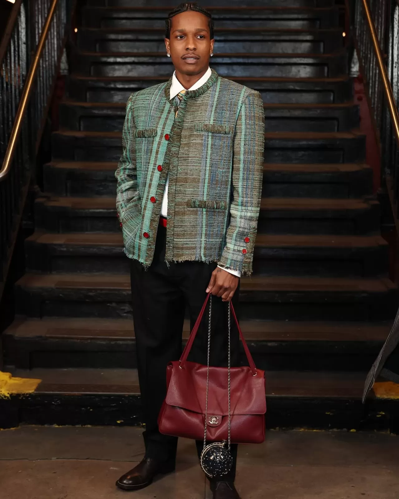 Chanel'ın Métiers d'Art Defilesinde A$AP Rocky'nin Çanta Tercihleri Markanın Yönünü İşaret Ediyor