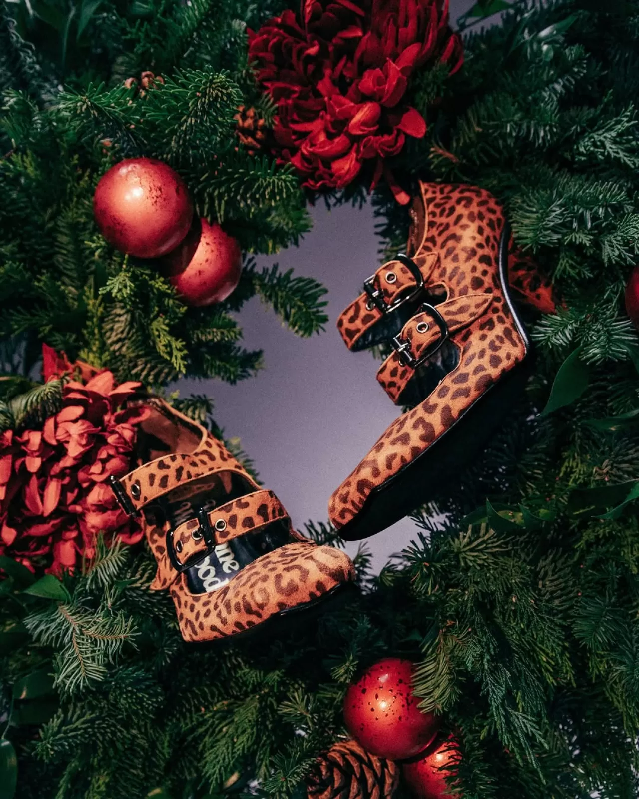 Vivienne Westwood Markasından Yılbaşına Özel 'Savage' Topuklu Ayakkabı Koleksiyonu