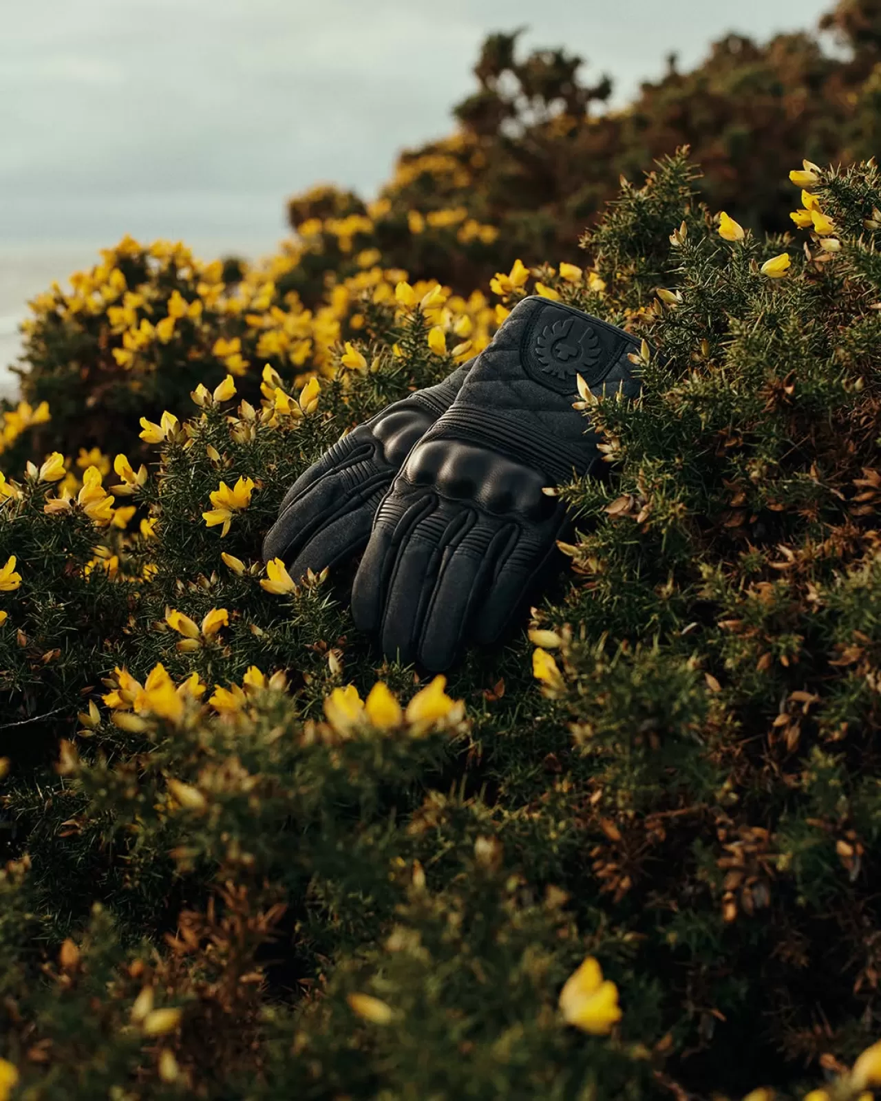 Belstaff, Kış Şartları İçin Teknoloji Dostu Eldivenler Üretti