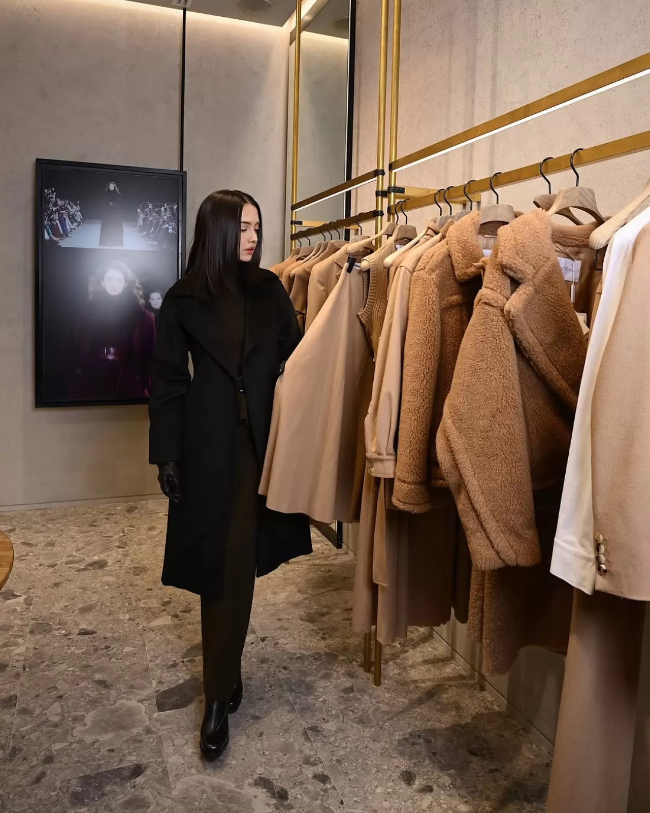 Max Mara ile Sessiz Lüksün Gündelik Zarafeti