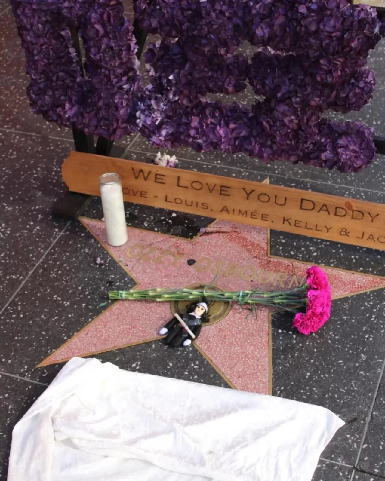 Ozzy Osbourne Anısına Hollywood Walk of Fame'de Doğum Günü Töreni