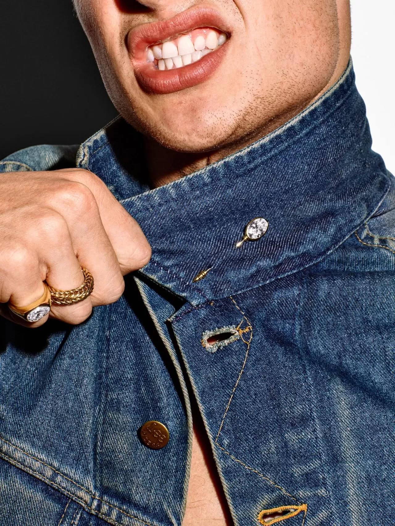 John Hardy, Laboratuvar Üretimi Elmaslı 'Lovestruck' Broş Koleksiyonunu Tanıttı