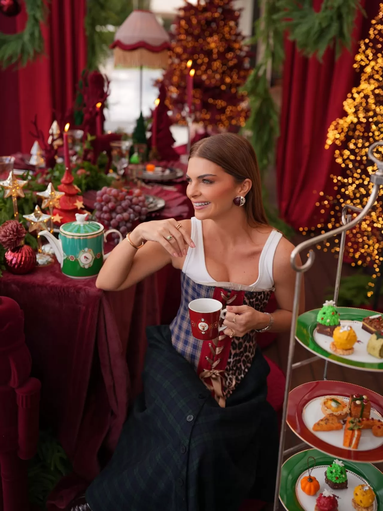 Pelin Karahan, Yeni Yıl Sofrasını Pip Studio ile Kurdu