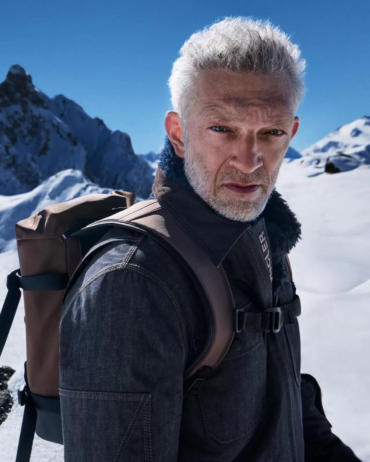 Moncler Grenoble FW25 Koleksiyonu ile Alpler'in Enerjisi ve Kentsel Silüet Buluşuyor