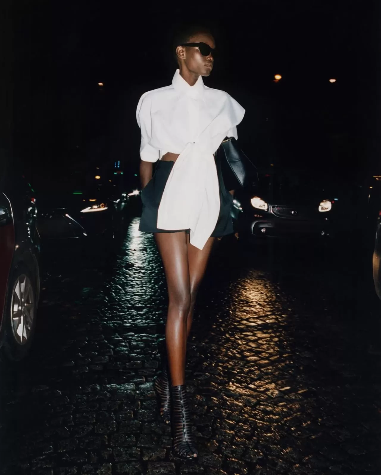 Givenchy'nin 2026 İlkbahar Koleksiyonundan İlham Verici Bir Defile Anı