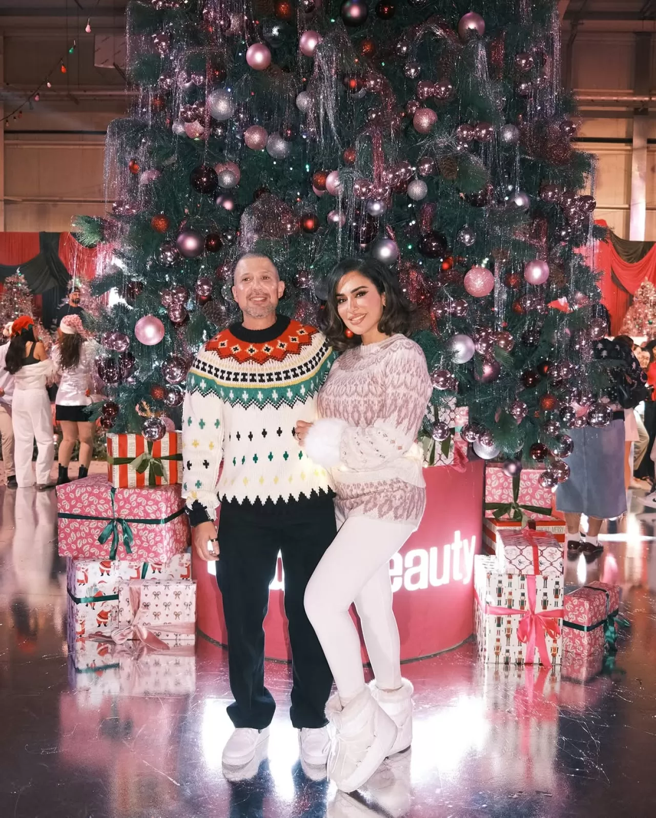 Huda Beauty'nin Yıl Sonu Partisi Gerçekleşti