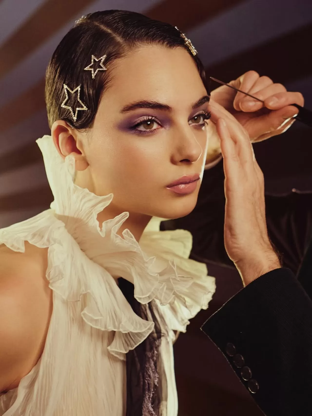 Dior, Tatil Sezonu Makyajını Tanıttı: Deva Cassel, Peter Philips'in Fırçasıyla Işıldadı